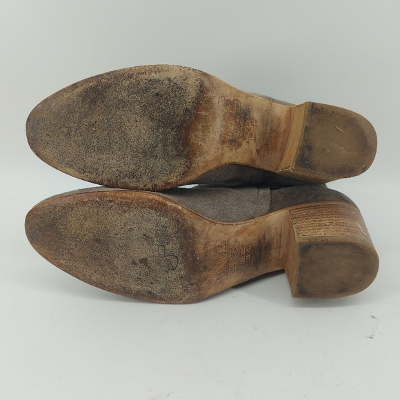 Vince Suede Chelsea BootsWomen's Size 9 - Picture 6 of 6
